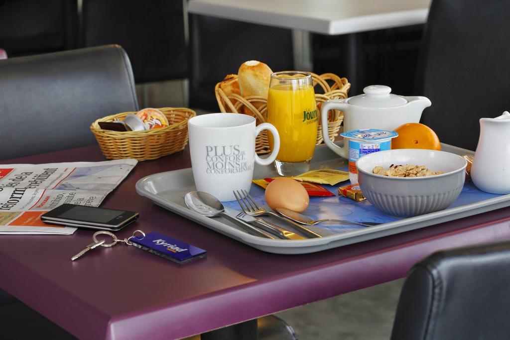 Hotel Kyriad Montauban Eksteriør billede